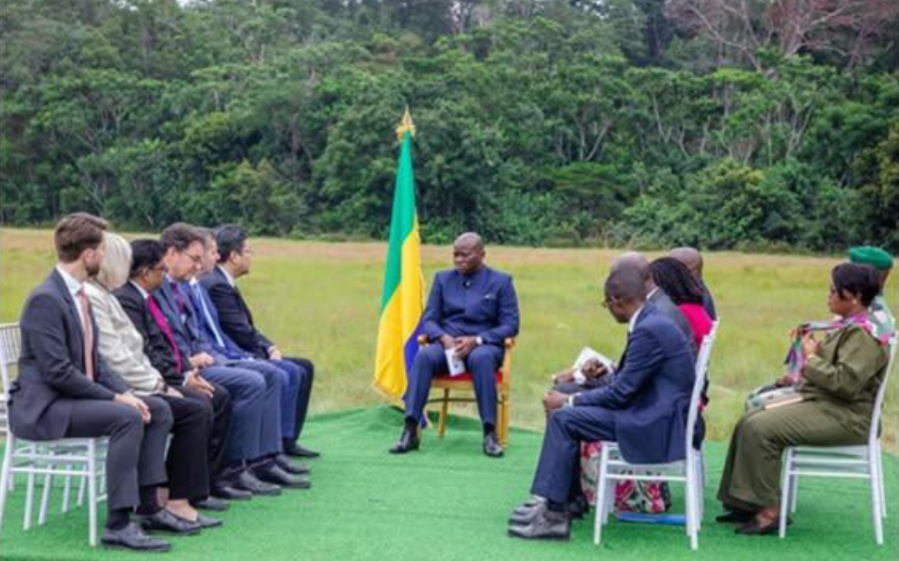 High Commissioner V.S.D.L Surendra was greatly honoured to interact with the President of the Gabonese Republic H.E. Brice Clotaire Oligui Nguema during the launch of the Kobe Kobe Deep Sea Port Project.